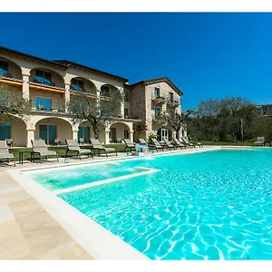 https://ca-barbini-resort.hotelinveneto.com