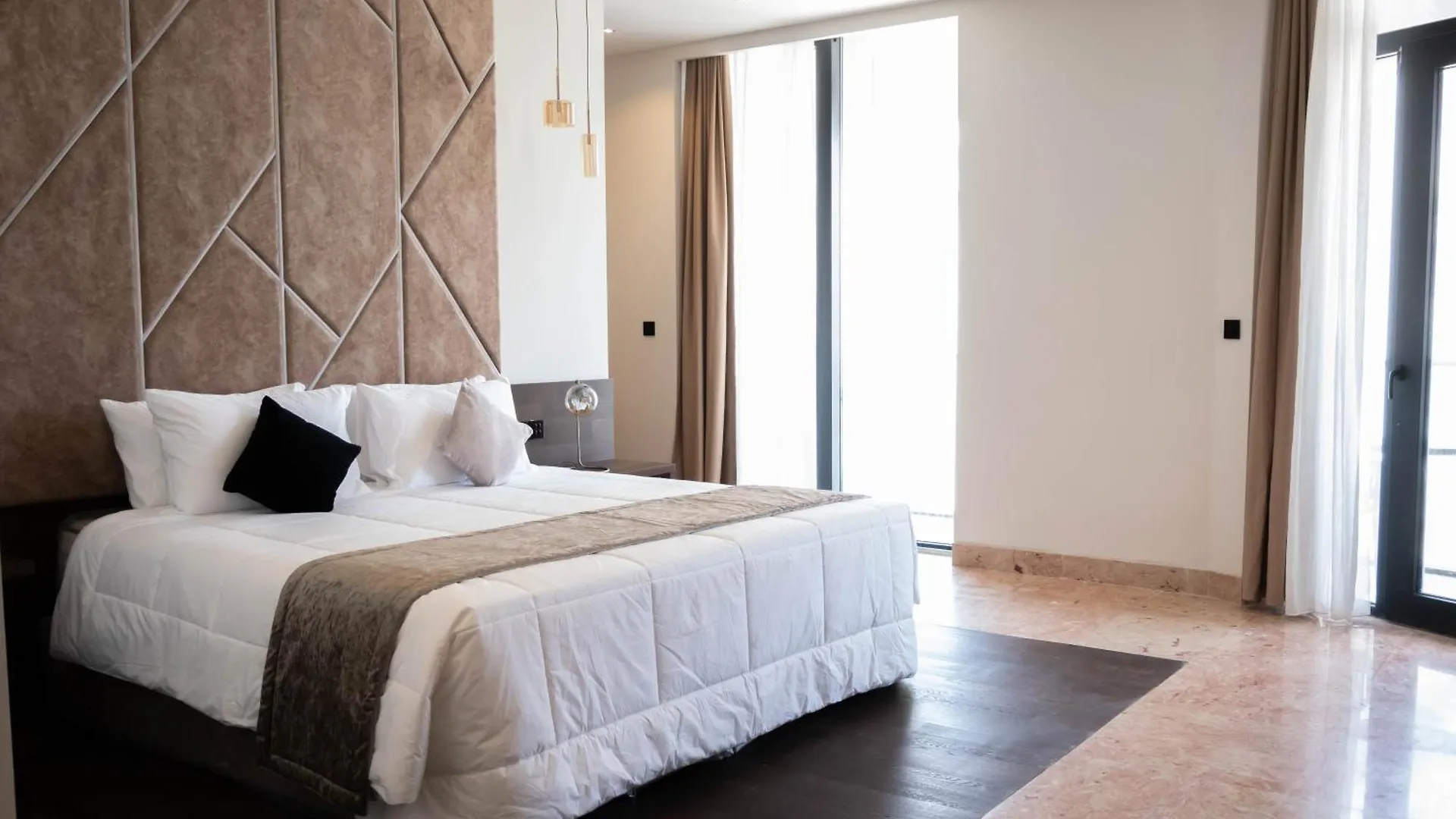 Best View Fortina Luxury Suites Sliema Aparthotel