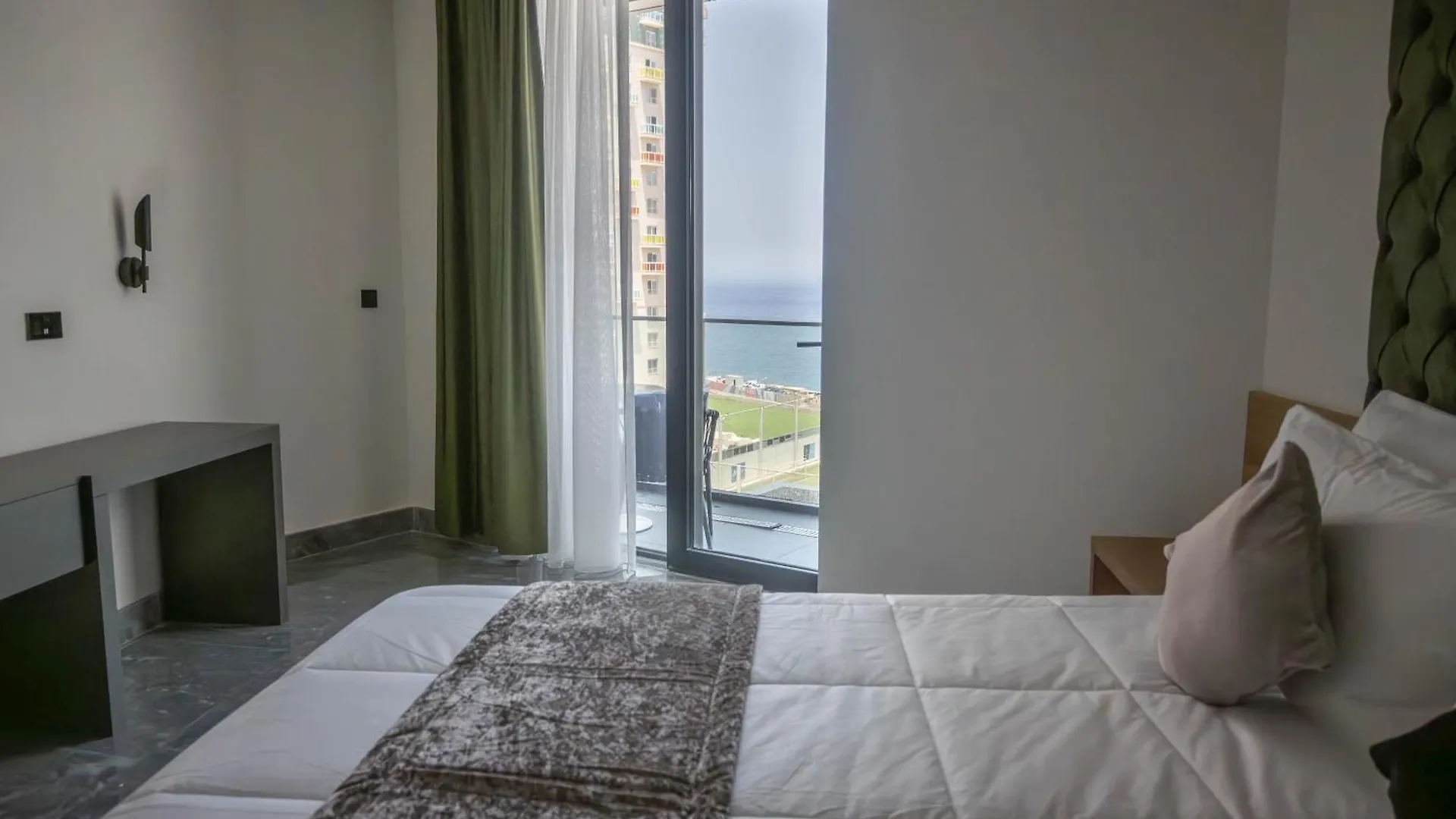 Best View Fortina Luxury Suites Sliema Aparthotel
