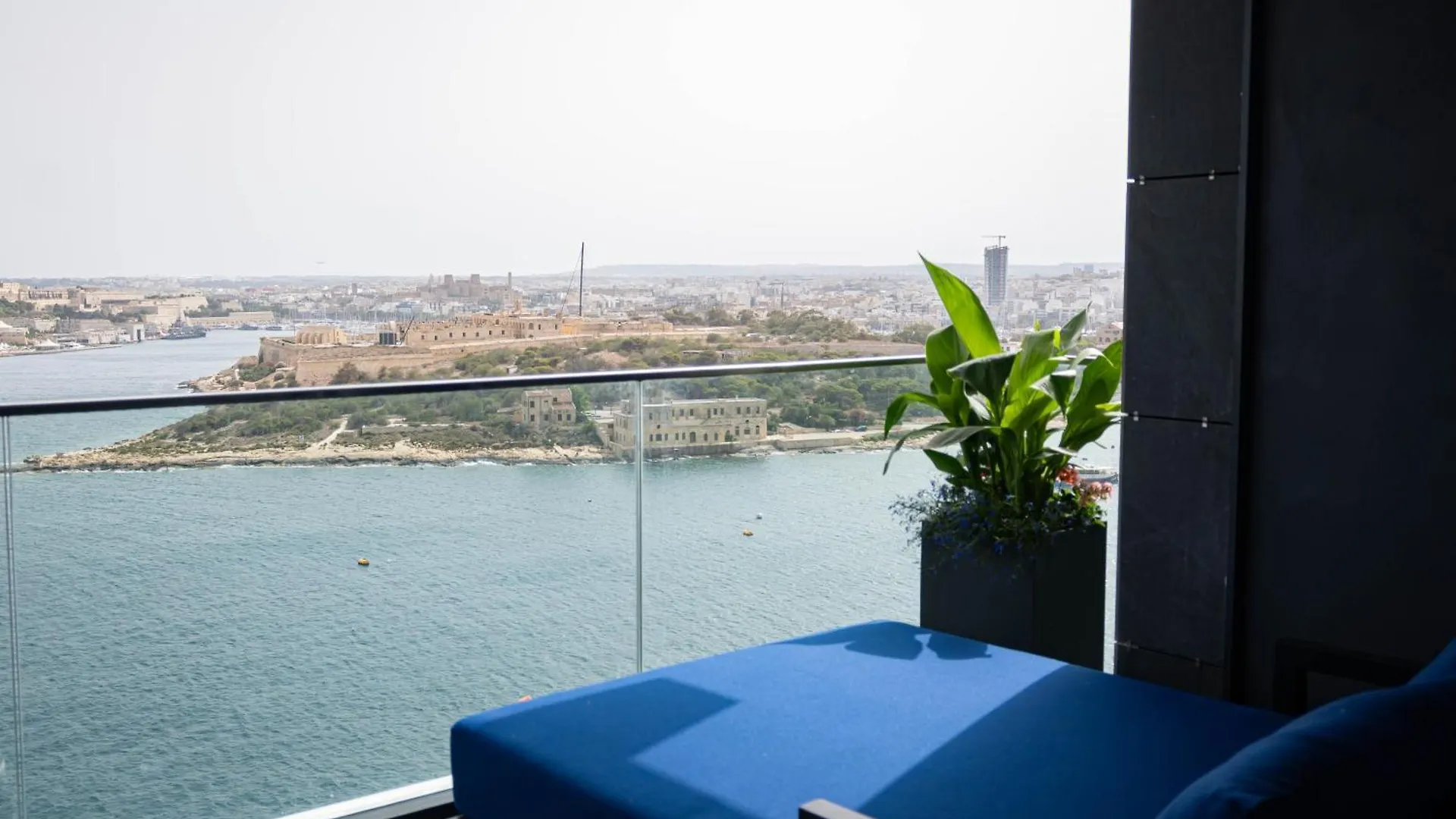 Best View Fortina Luxury Suites Sliema 0*,  Malta