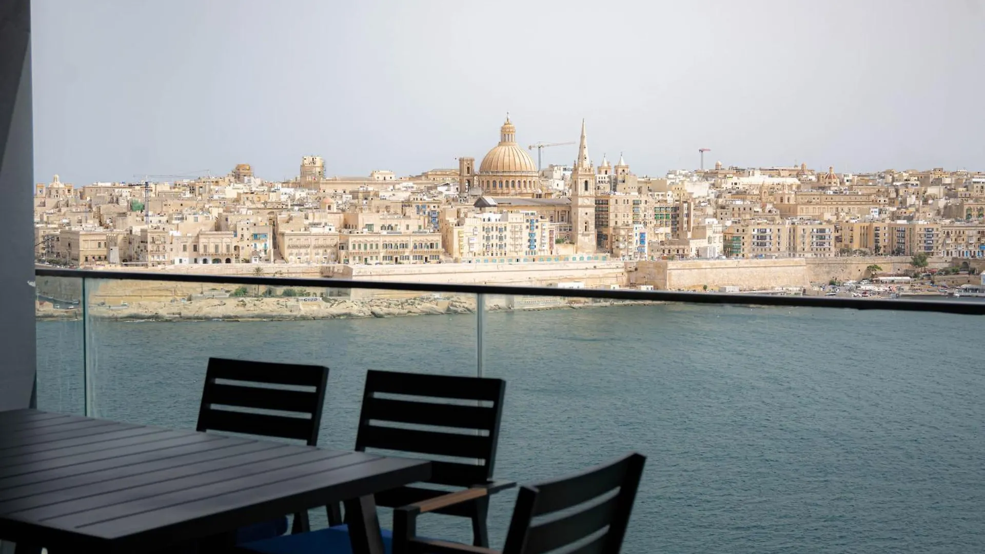 Best View Fortina Luxury Suites Sliema